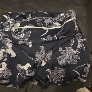 Athleta Navy and White Floral Skort-Size M